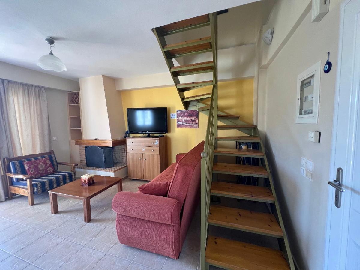 Maisonette Sea View , Finikounda Экстерьер фото