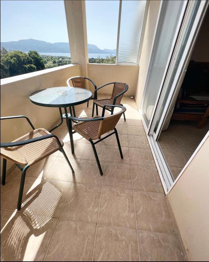 Maisonette Sea View , Finikounda Экстерьер фото